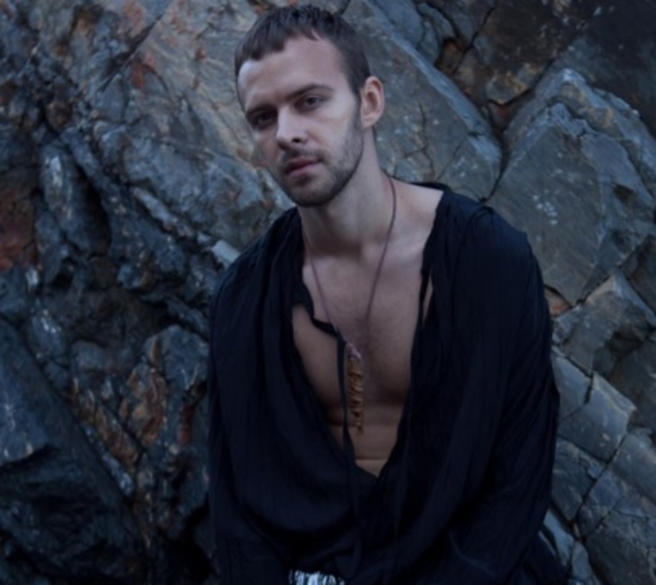 Премьера: Макс Барских выпустил альбом суперхитов