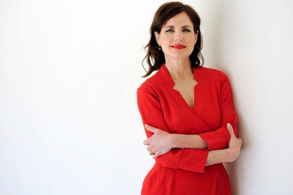 vk.com/elizabeth_mcgovern