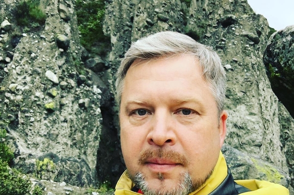 instagram.com/pelshtv