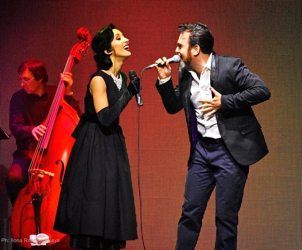 Анна Завальская впервые спела в дуэте с мужем