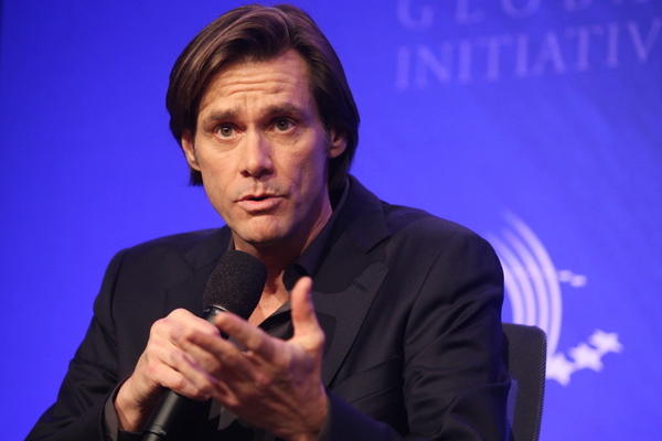 Мать бывшей девушки Джима Керри подала на него в суд