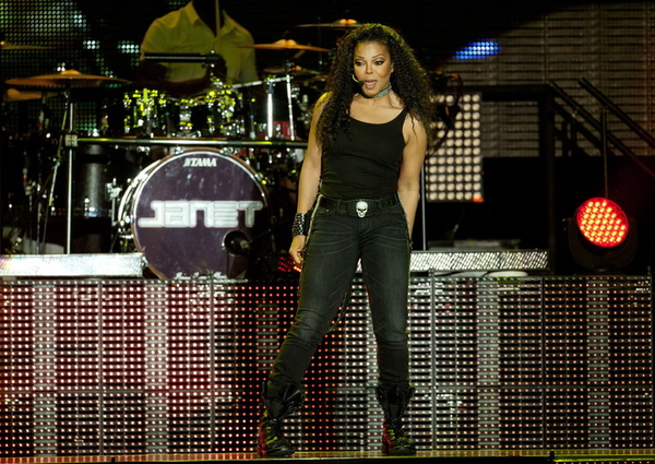 Джанет Джексон впервые прокомментировала свою беременность