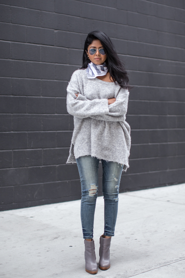 Пять стильных идей для образа со свитерами