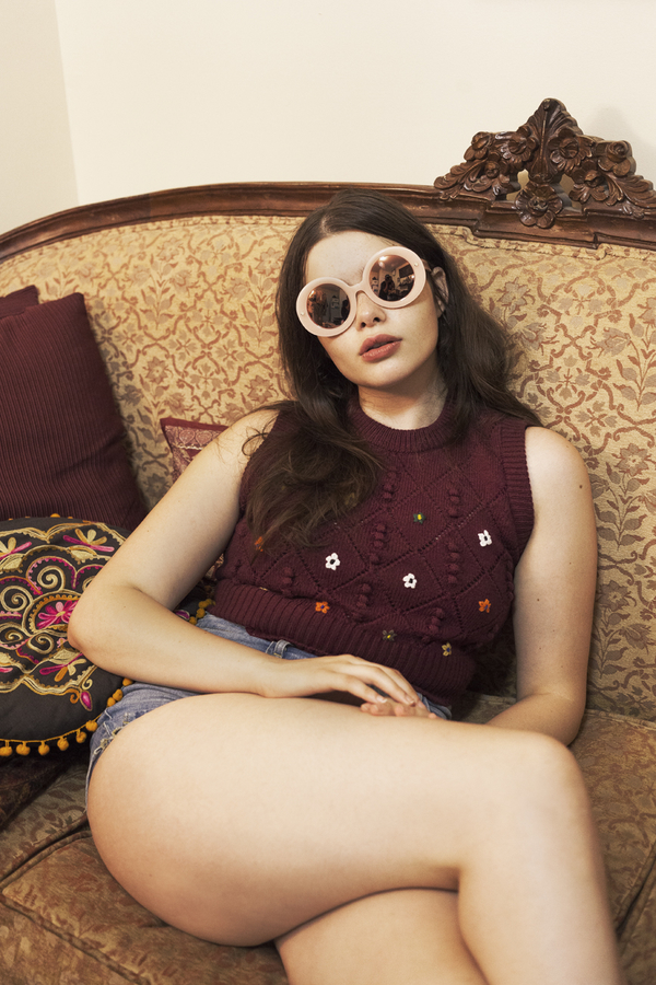 Модель plus-size украсила рекламную кампанию Missguided