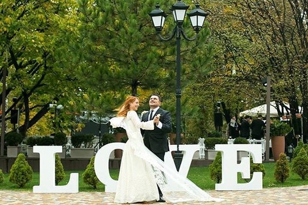 Свадьба Светланы Тарабаровой: Артем Гагарин раскрыл подробности торжества