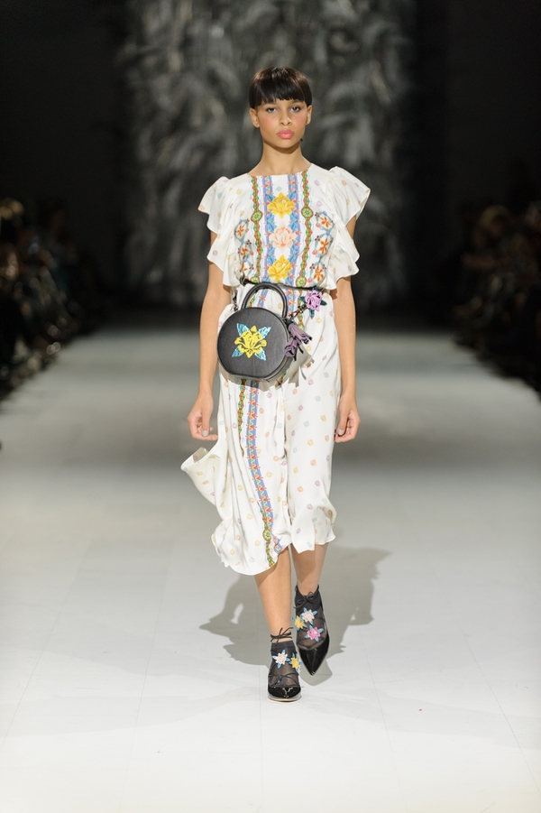 Супермодель по-украински: кто прошелся по подиуму Ukrainian Fashion Week