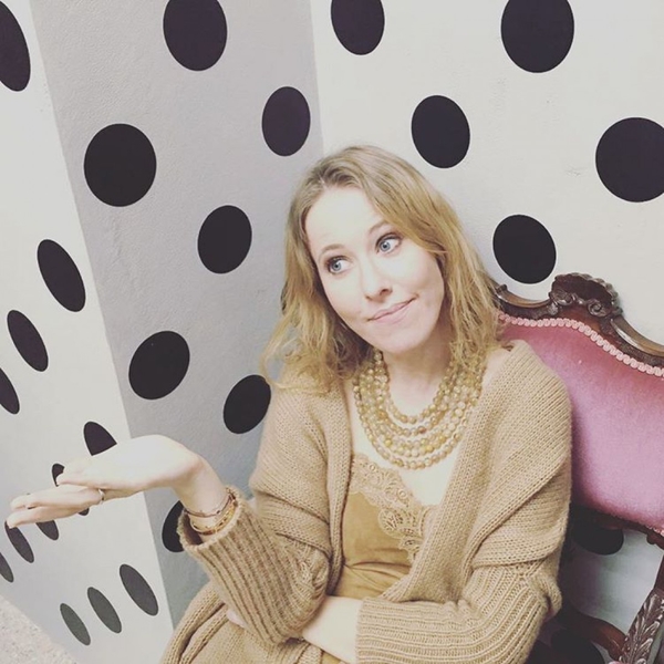 Леонид Парфенов встал на колени перед беременной Собчак