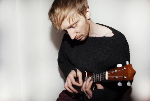 Экс-солист группы Братья Грим прокомментировал слухи о смене пола