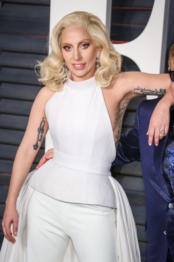 Lady Gaga презентовала альбом по мотивам Американской истории ужасов