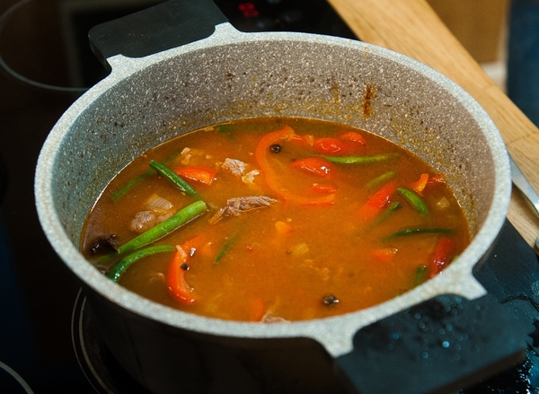 Как приготовить азиатское блюдо лагман