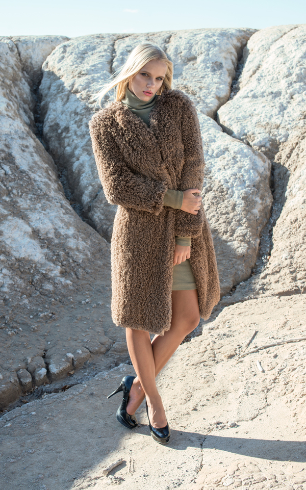 Вещь дня: кардиган оттенка капучино