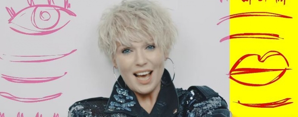 Поклонники Альбины Джанабаевой не узнали ее в новом клипе