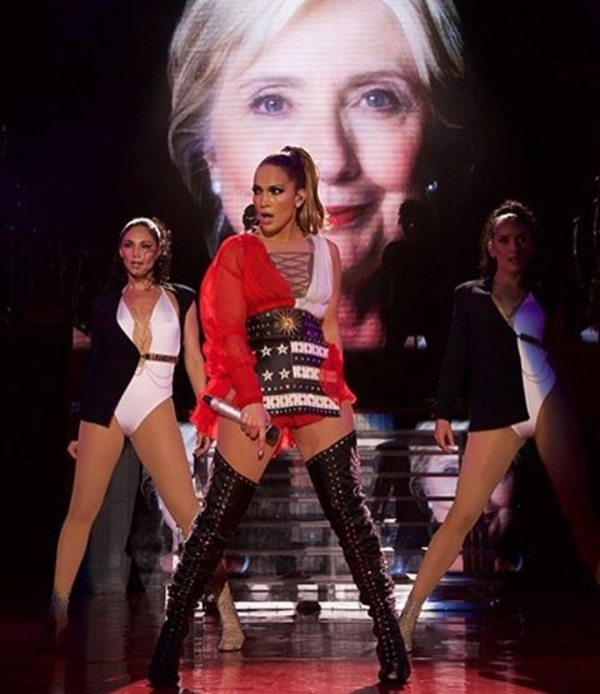 Лопес на своем концерте агитировала голосовать за Хиллари Клинтон