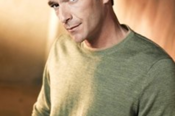 facebook.com/LukePerryNews