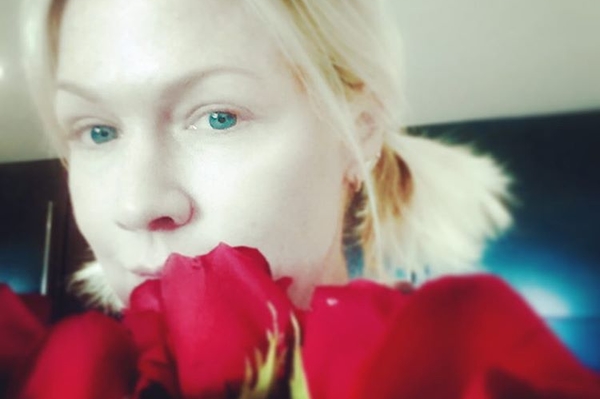 instagram.com/jenniegarth