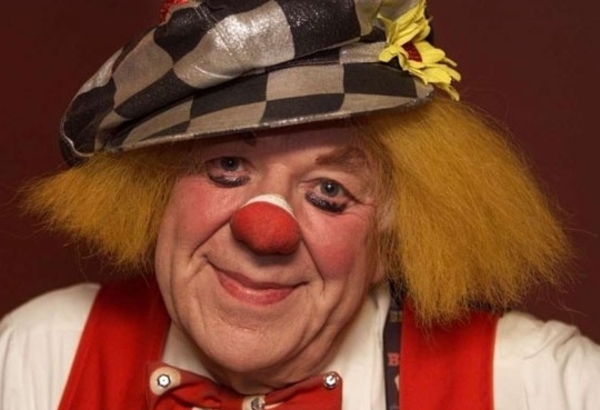 Умер известный клоун Олег Попов