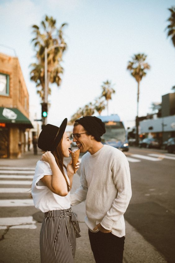 Вещи, которые нельзя рассказывать людям о своих отношениях