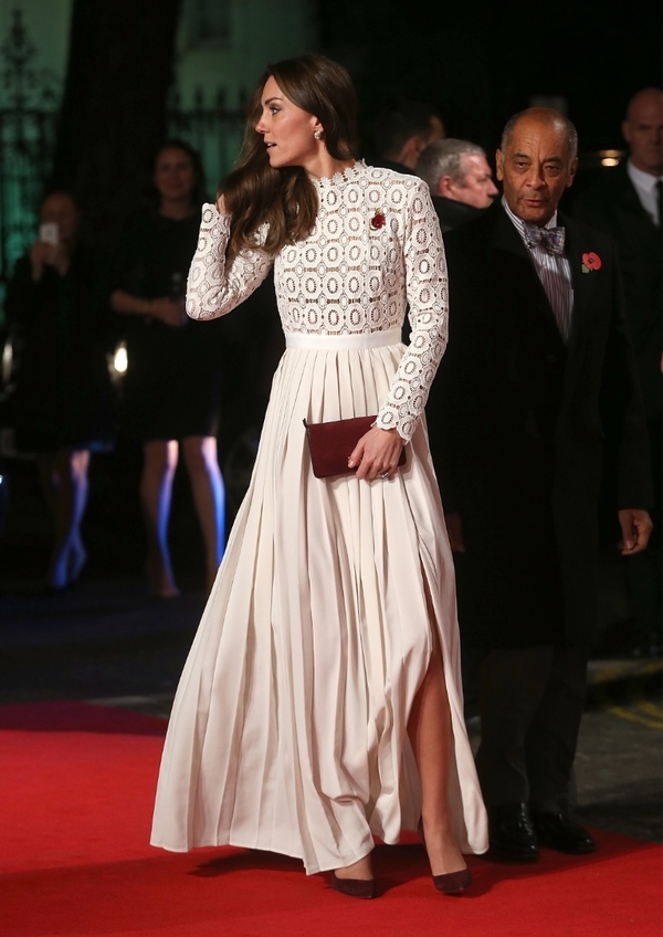 Модная битва: Кейт Миддлтон против Пэрис Хилтон