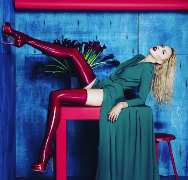 Оля Полякова "зажгла" на танцполе с Лесей Никитюк и Викой из НЕАНГЕЛОВ