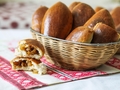 Дрожжевые пирожки с капустой