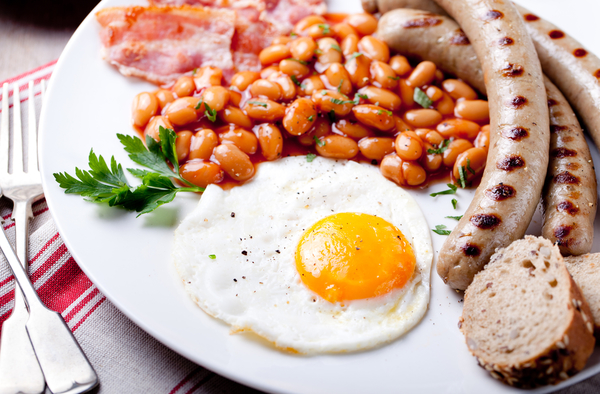 Как приготовить английский завтрак