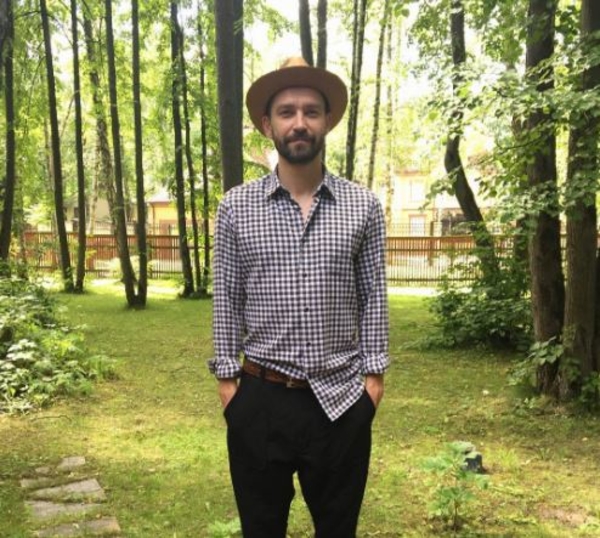 Солист группы Uma2rman стал отцом в пятый раз