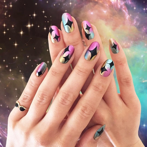 Где искать идеи для маникюра?