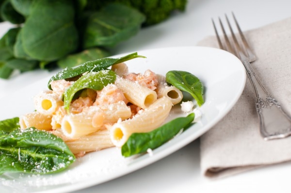 Паста с лососем: ТОП-5 рецептов