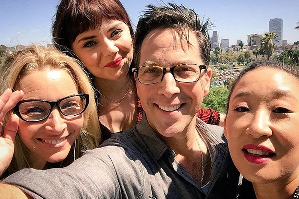 instagram.com/lisakudrow