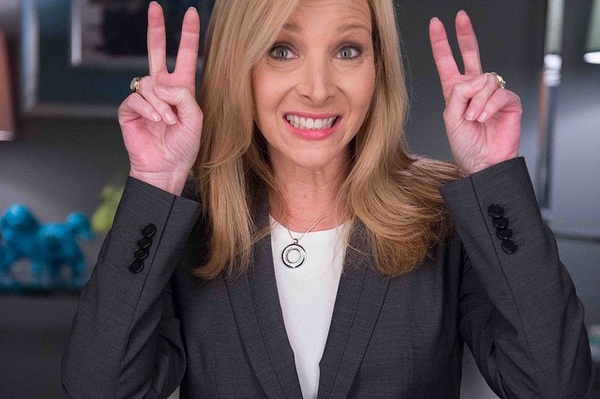 instagram.com/lisakudrow