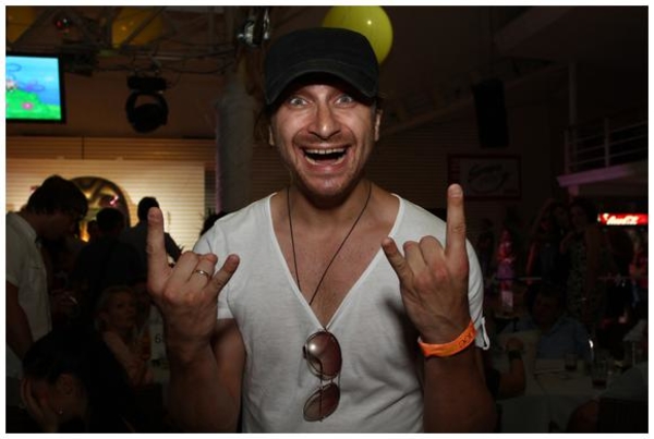 Сорвиголова и озорник: Олег Собчук рассказал о смешных случаях из детства