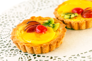 Как приготовить корзинки с заварным кремом и персиками