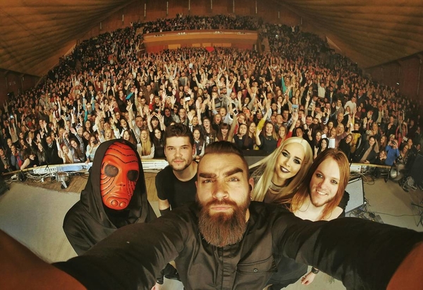 Участники группы The HARDKISS отметили первый день рождения сына