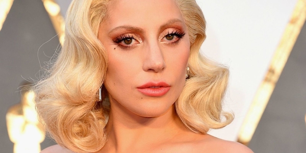 Поклонники Lady Gaga довели ее до слез