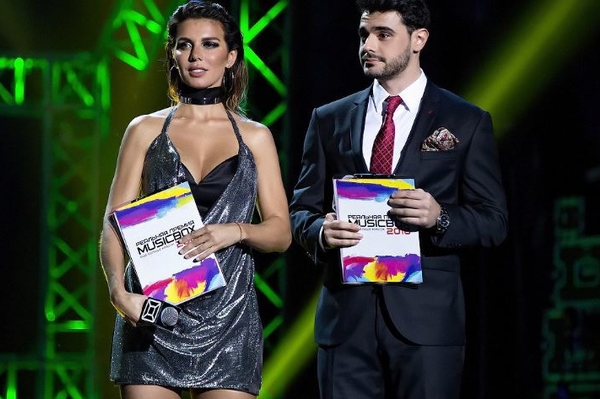 vk.com/officialannasedokova