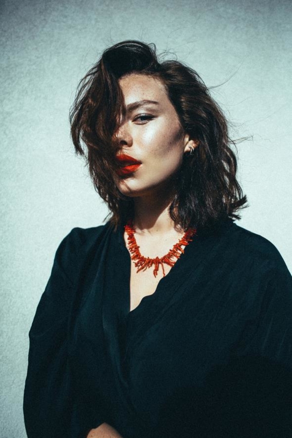 ТОП-5 трендов, которые "работают" на девушках с формами