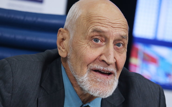 Телеведущий Николай Дроздов на автомобиле сбил женщину