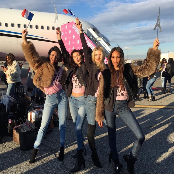 Ангелы Victoria's Secret прилетели в Париж: Instagram-обзор