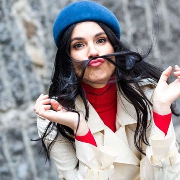 Ефросинина призвала всех медиа-персон показать свое имущество