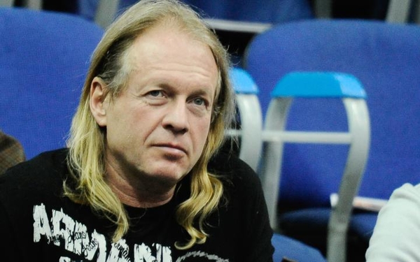 Известный российский рок-музыкант экстренно госпитализирован в Москве