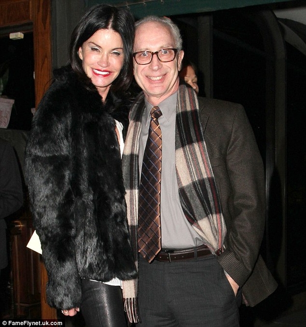 Супермодель Дженис Дикинсон вышла замуж