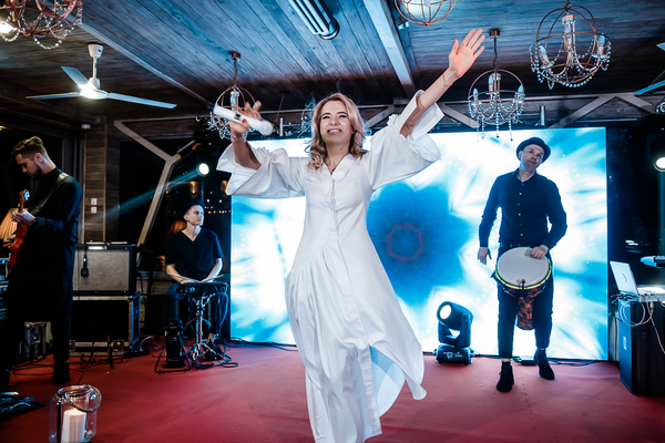 Ольга Горбачева представила новый альбом и поздравила мужа с днем рождения