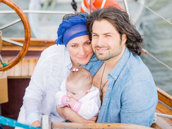 Алена Мозговая выложила фото с подросшей дочкой в Египте