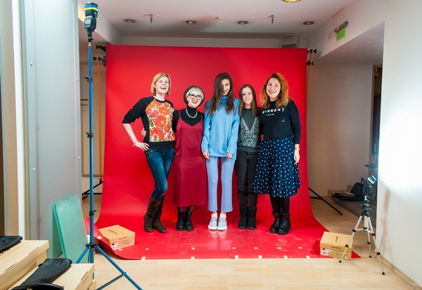 Читательница Ivona приняла участие в новогодней fashion-съемке