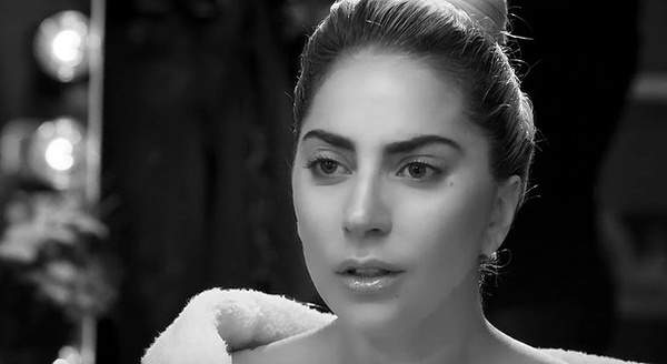 Lady Gaga презентовала трогательный клип о сестре