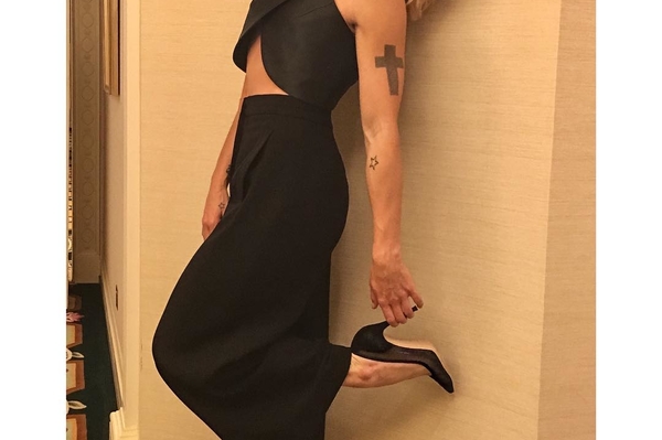 instagram.com/melaniecmusic