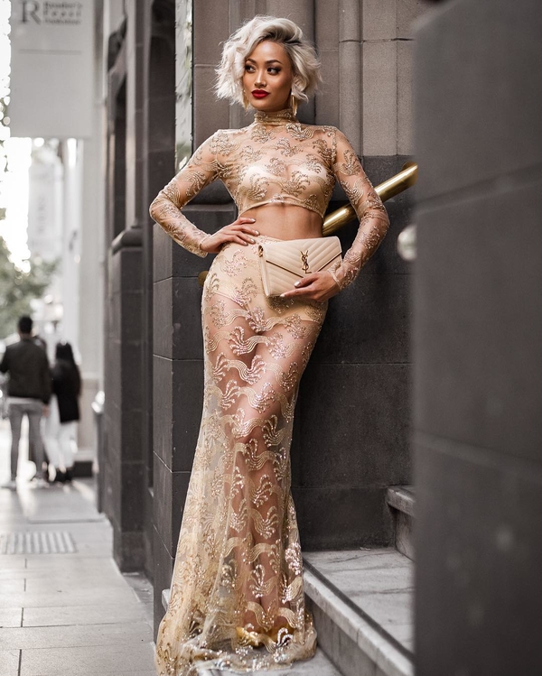 Как выбрать наряд на Новый Год 2017: советы Андре Тана