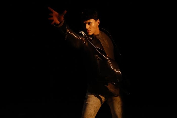 Мистика и люди-индиго: ALEKSEEV представил новый клип-экшн