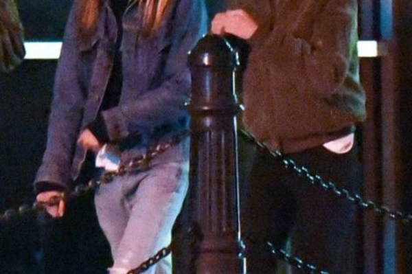 instagram.com/krstn_stwrt