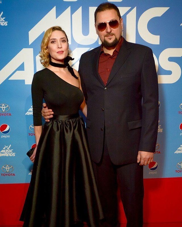 Алена Винницкая призналась, что едва не разошлась с мужем